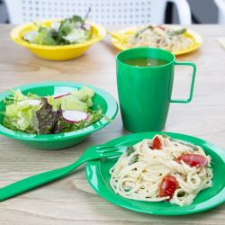 Olympia Kristallon Polypropylene Handled Beakers Green 348.7ml (12 pack)