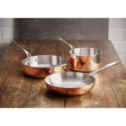 Vogue Copper Tri-Wall Saut Pan 24cm