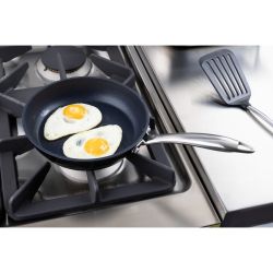 Vogue Cast Aluminium Non-Stick Teflon Frying Pan 20cm