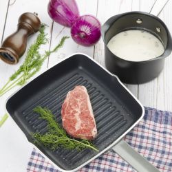 Vogue Aluminium Square Non-Stick Teflon Ribbed Skillet Pan 24cm