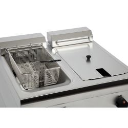 Lincat Twin Tank Twin Basket Free Standing Electric Fryer J18