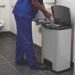 Rubbermaid Slim Jim Step-On Pedal Bin Stainless Steel 90Ltr