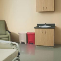 Rubbermaid Slim Jim Front Step-On Pedal Bin Red 30Ltr