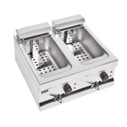 Lincat Twin Tank Twin Basket Countertop Electric Fryer DF66