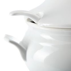 Olympia Whiteware Soup Tureen and Ladle 2.5Ltr 88oz