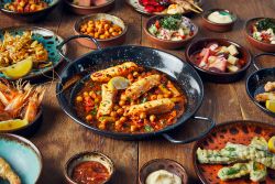 Black Enamel Paella Pan 26cm - Pack of 6