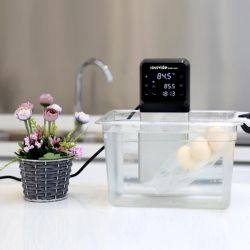 Sous Vide Tools iVide Plus Junior Sous Vide Cooker with WIFI SVT-01005