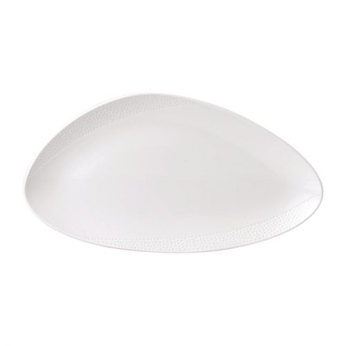 Isla White Chefs' Triangle Plates 13 3/4 x 7 3/8 